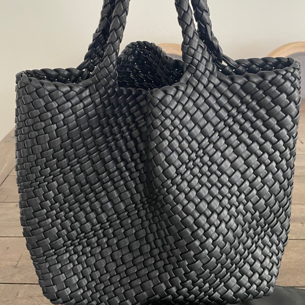 Woven Shoulder Bag - Picture 4 of 13